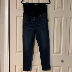 NWT Gap full panel maternity jeans size 10/30 short